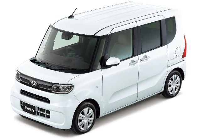 DAIHATSU タント